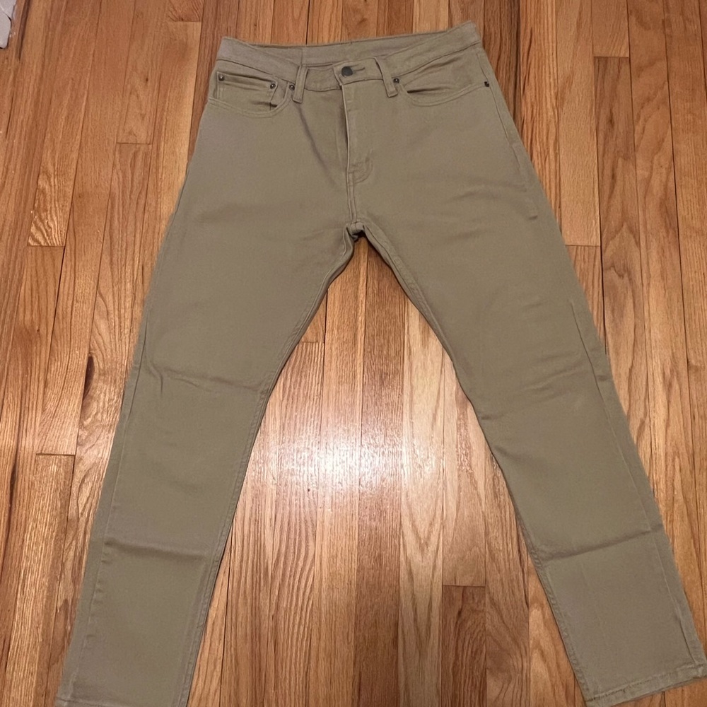 Levi’s 512 Khaki Pant